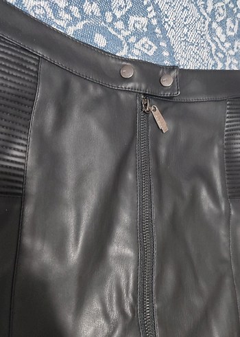 Siyah Deri Kemerli ekol etek - Görsel 2