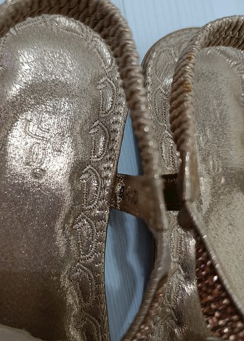 38 Beden Bronz taşlı sandalet