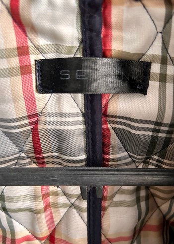 Boynerin Selen marka Kadın lacivert kaban boy 84 cm az giyilmiş - Görsel 2