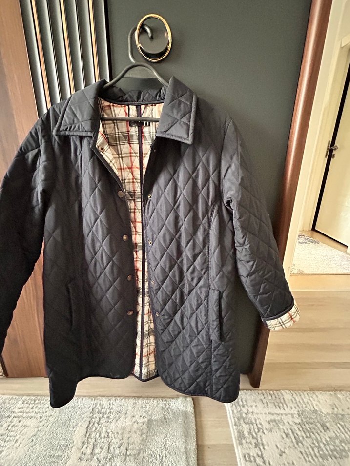 Boynerin Selen marka Kadın lacivert kaban boy 84 cm az giyilmiş - Görsel 4