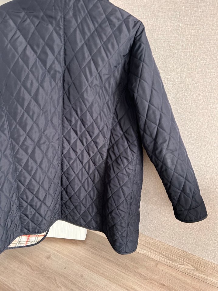 Boynerin Selen marka Kadın lacivert kaban boy 84 cm az giyilmiş - Görsel 5