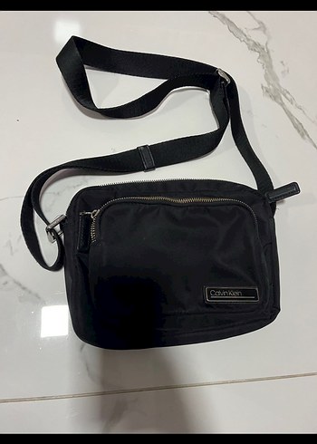 Kadın Siyah  Çapraz Çanta temiz az kullanılmış sağlam - Görsel 5