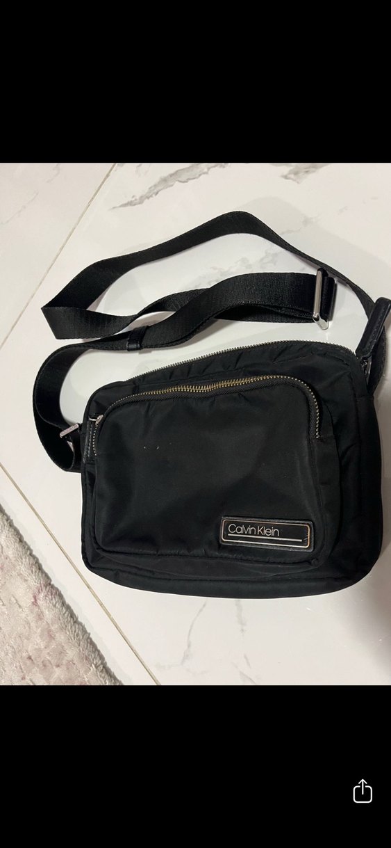 Kadın Siyah  Çapraz Çanta temiz az kullanılmış sağlam - Görsel 3