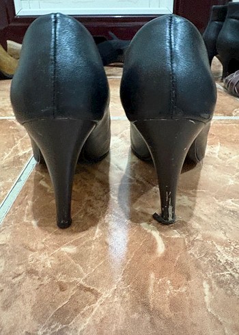 Diğer Siyah Topuklu Kadın Ayakkabı