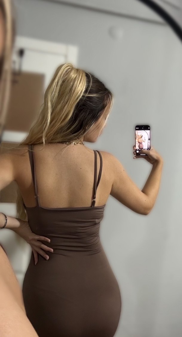 Kahverengi İnce Askılı Uzun Elbise - Görsel 3