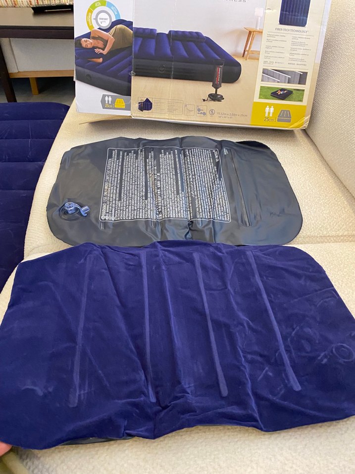 Lacivert Şişme Yastık - Görsel 2