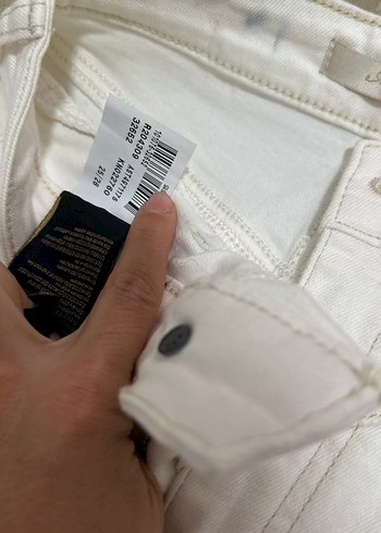 Beyaz Kadın Midi Kot Pantolon - Görsel 3