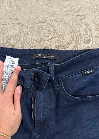 Lacivert Kemerli Kadın Kot Pantolon - Görsel 2