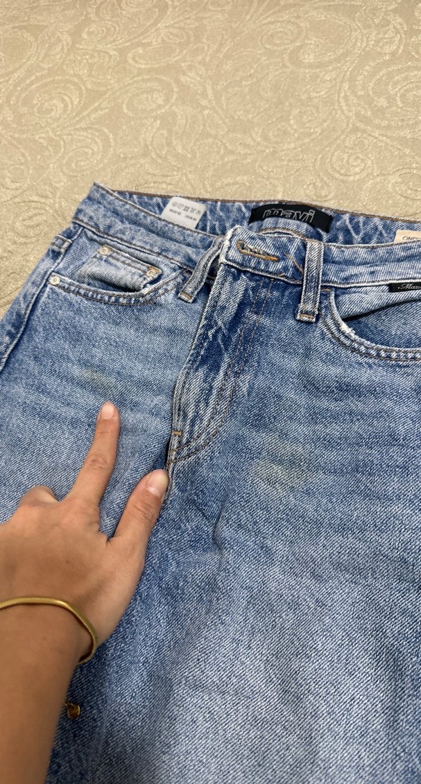 Mavi Düğmeli Kadın Midi Boy Bol Kesim Jean - Görsel 4