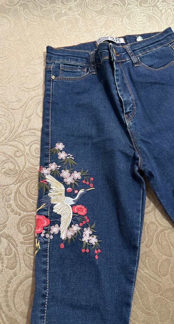 Nakışlı ve Bağcıklı Mavi Kadın Kot Pantolon - Görsel 2