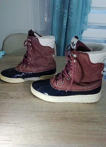 38 Beden Waterproof.ORJİNAL adidas bots