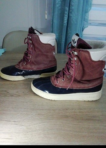 38 Beden bordo Renk Bordo Siyah Adidas Bağcıklı kadın Bot