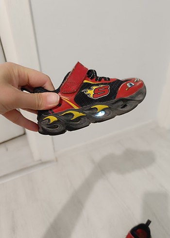24 Beden Skechers Kırmızı Desenli Erkek Bebek Spor Ayakkabı