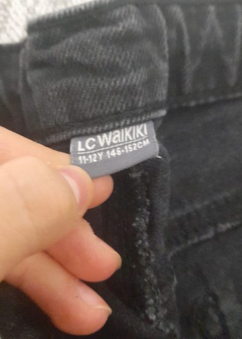 Siyah Baskılı Kemerli çocuk Denim Pantolon