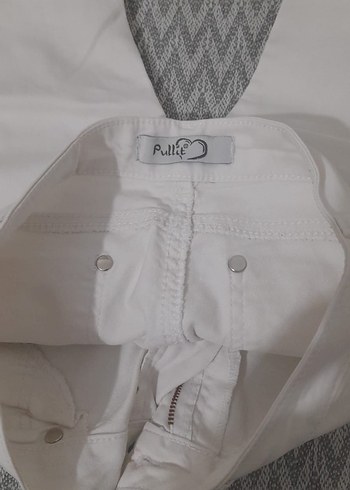 Puffy Pie Dantel Detaylı Beyaz Kot Pantolon