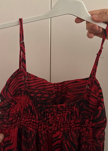 40 Beden Kırmızı Bağlamalı Desenli Uzun Elbise