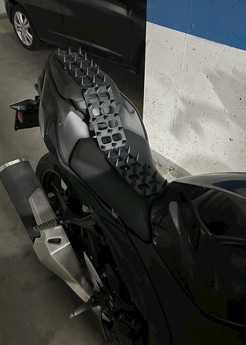 Kedi yatmaz dikenli motorsiklet selesi - Görsel 5