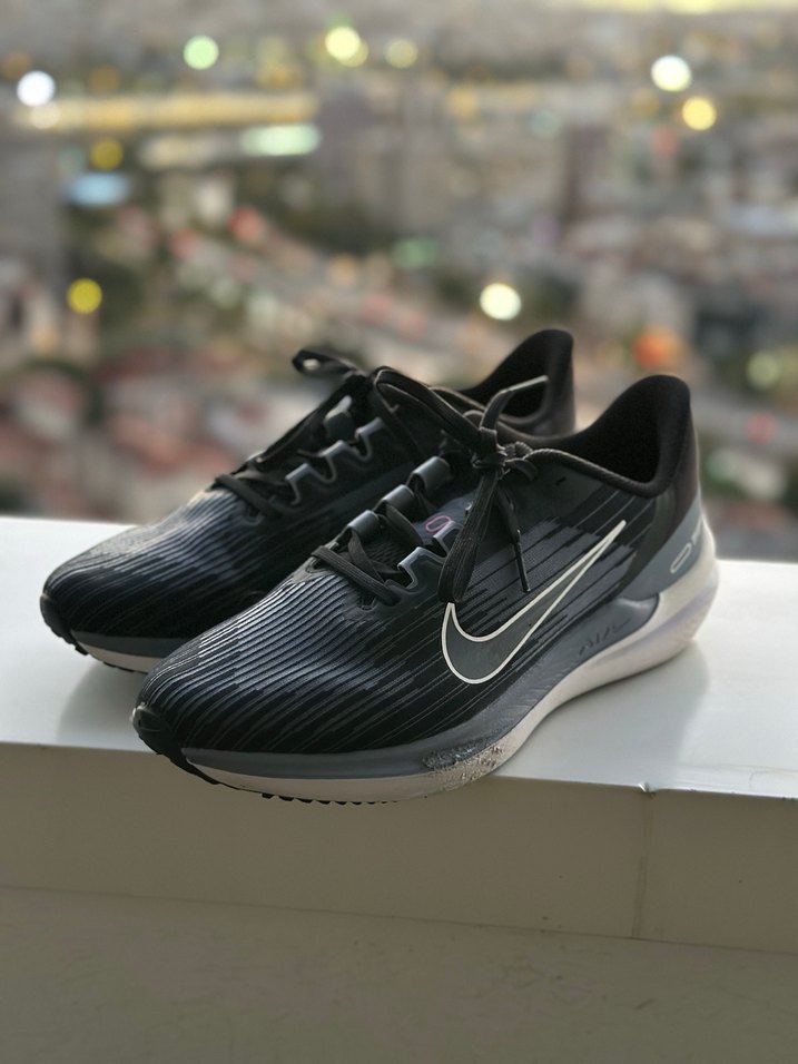 Nike Spor Ayakkabı - Görsel 2