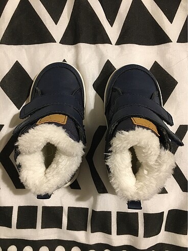 H&M Bebek Botu