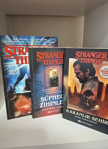 Stranger things okuma serisi 2 kitap 1 çizgi romanı