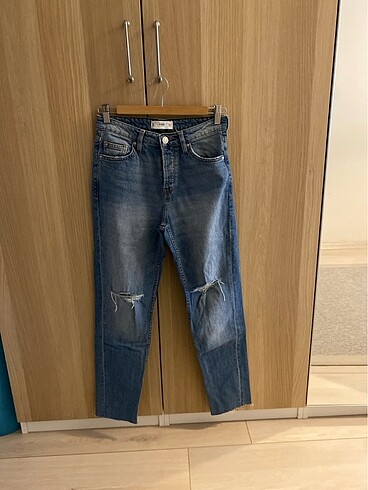 mango jean