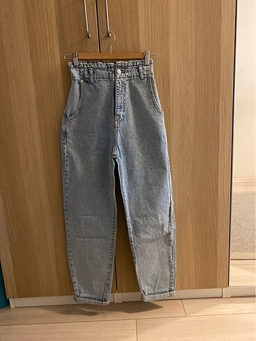 mango jean