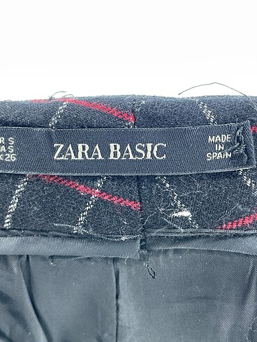 s Beden çeşitli Renk Zara Düz Kesim %70 İndirimli.