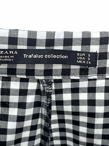 s Beden çeşitli Renk Zara Düz Kesim %70 İndirimli.