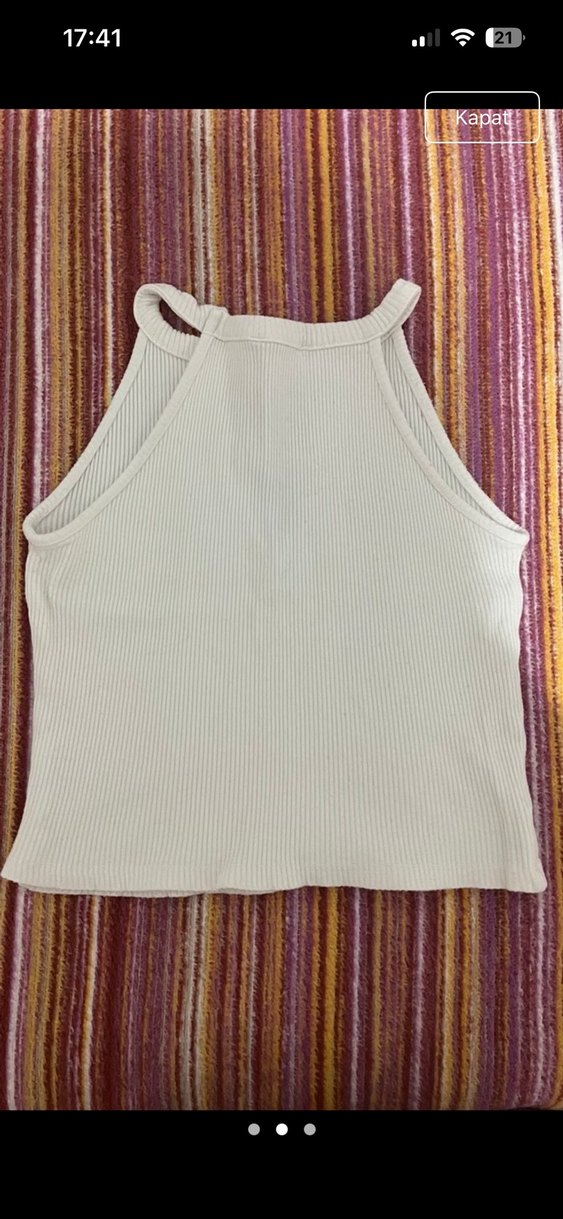 Beyaz Yüksek Yakalı Crop - Görsel 2