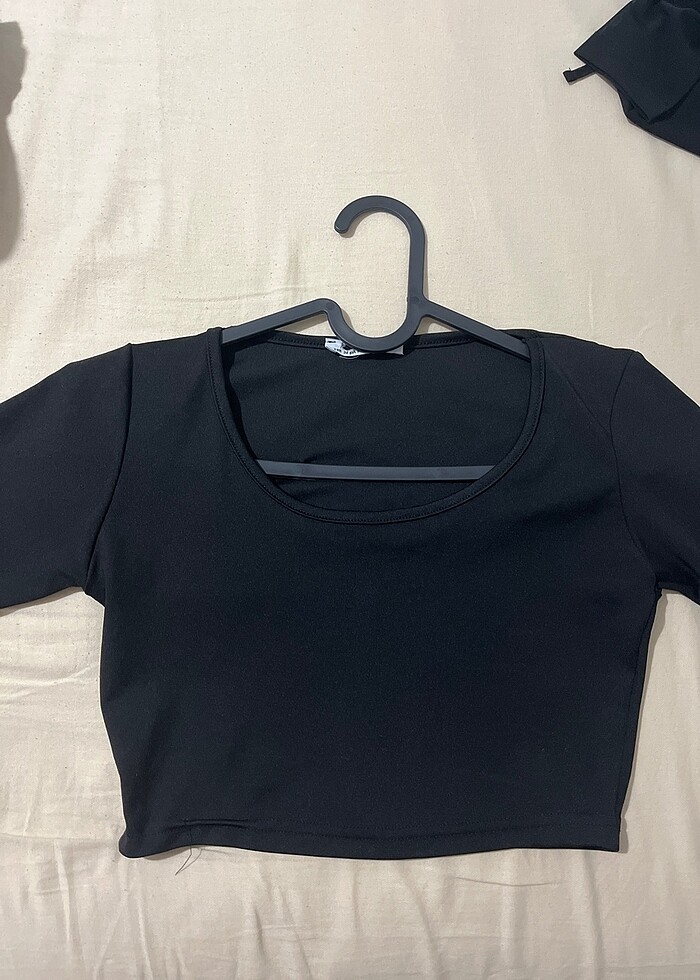 Siyah crop üst - Görsel 3