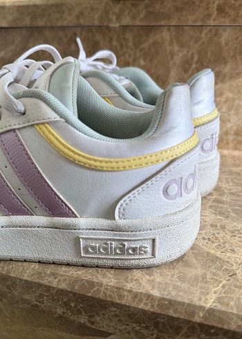 Adidas Beyaz Bağcıklı Kadın Spor Ayakkabı - Görsel 4