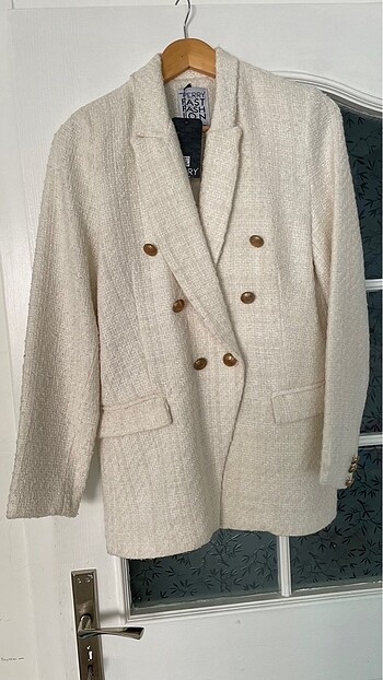 m Beden beyaz Renk Yeni ve etiketli blazer tuvit ceket