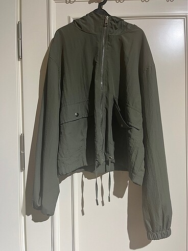 Pull and bear yagmurluk ceket