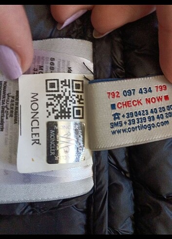 xs Beden lacivert Renk Moncler orjinal lacivert yelek 