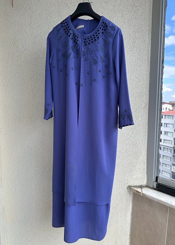 Nakış Detaylı Mavi Uzun Elbise