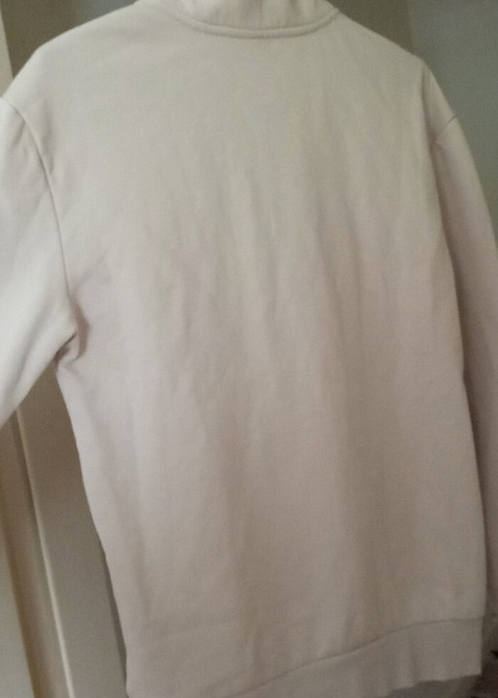 Yakası fermuarlı rahat bir üst bay bayan giyebilir - Görsel 4