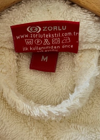 Nakışlı Kadın Bornoz - Görsel 4