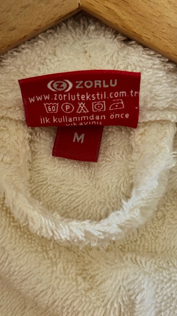 Nakışlı Kadın Bornoz - Görsel 4