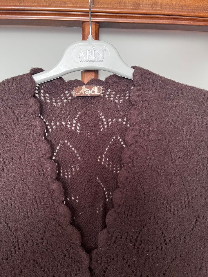 Adil Işık Kahverengi V Yaka Örgü Süveter yelek - Görsel 2