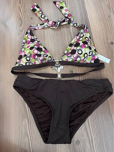 Orjinal Kom bikini metal süslü