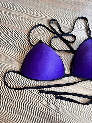 40 Beden Sıfır bikini üstü
