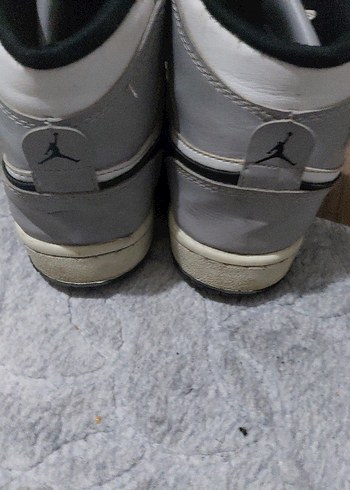 Nike Gri Bağcıklı Basketbol Ayakkabısı - Görsel 7