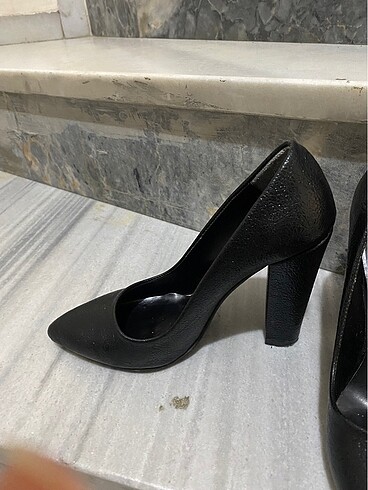 37 Beden Siyah stiletto
