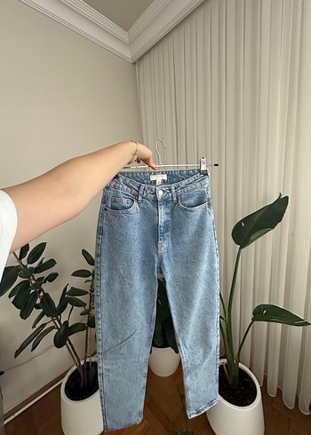 H&M Acik Mavi Rahat Kesim Denim Jean