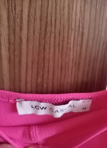 LC Waikiki PEMBE CROP 