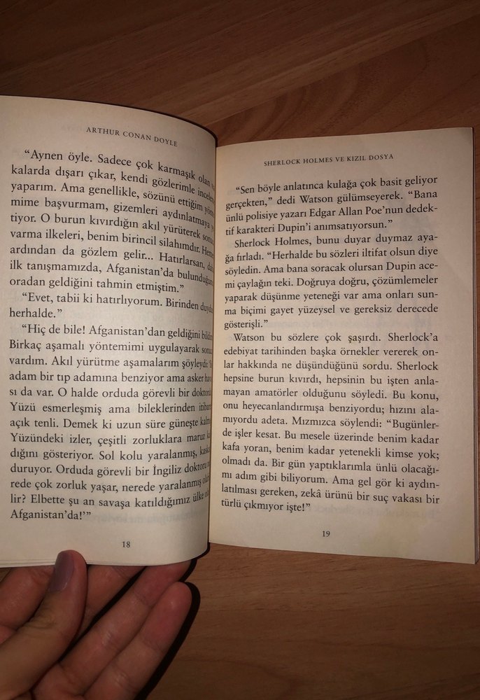 Sherlock Holmes ve Kızıl Dosya - çocuk okuma kitabı - Görsel 4