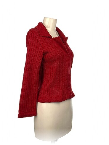 Diğer PreLoved Hırka %70 İndirimli.