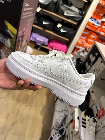 Sneaker nike court vision alta