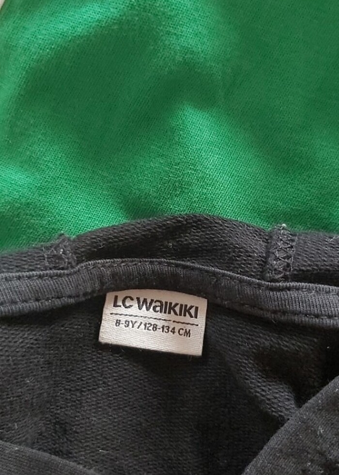 Siyah kapüşonlu sweatshirt - Görsel 3