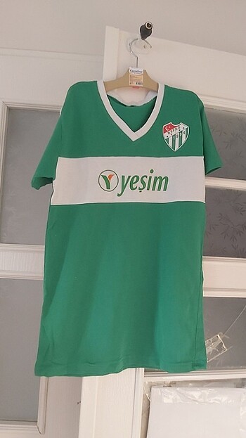 10 Yaş Beden BursaSpor antrenman şort ve t-şhirt